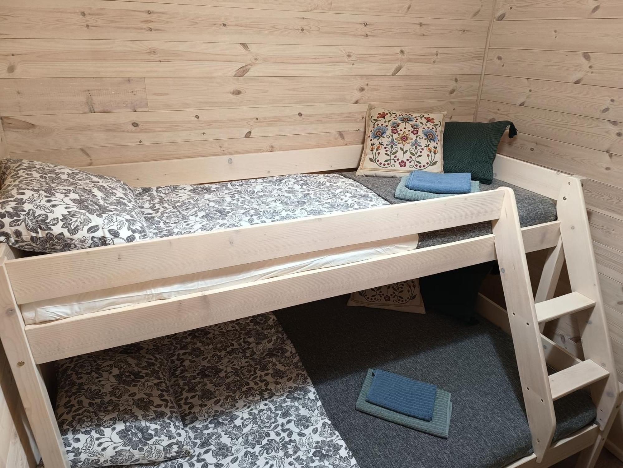 Domek Borsk Nad Samym Jeziorem Exterior foto